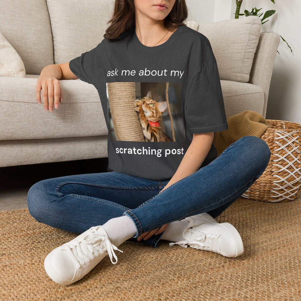 scratching post tee