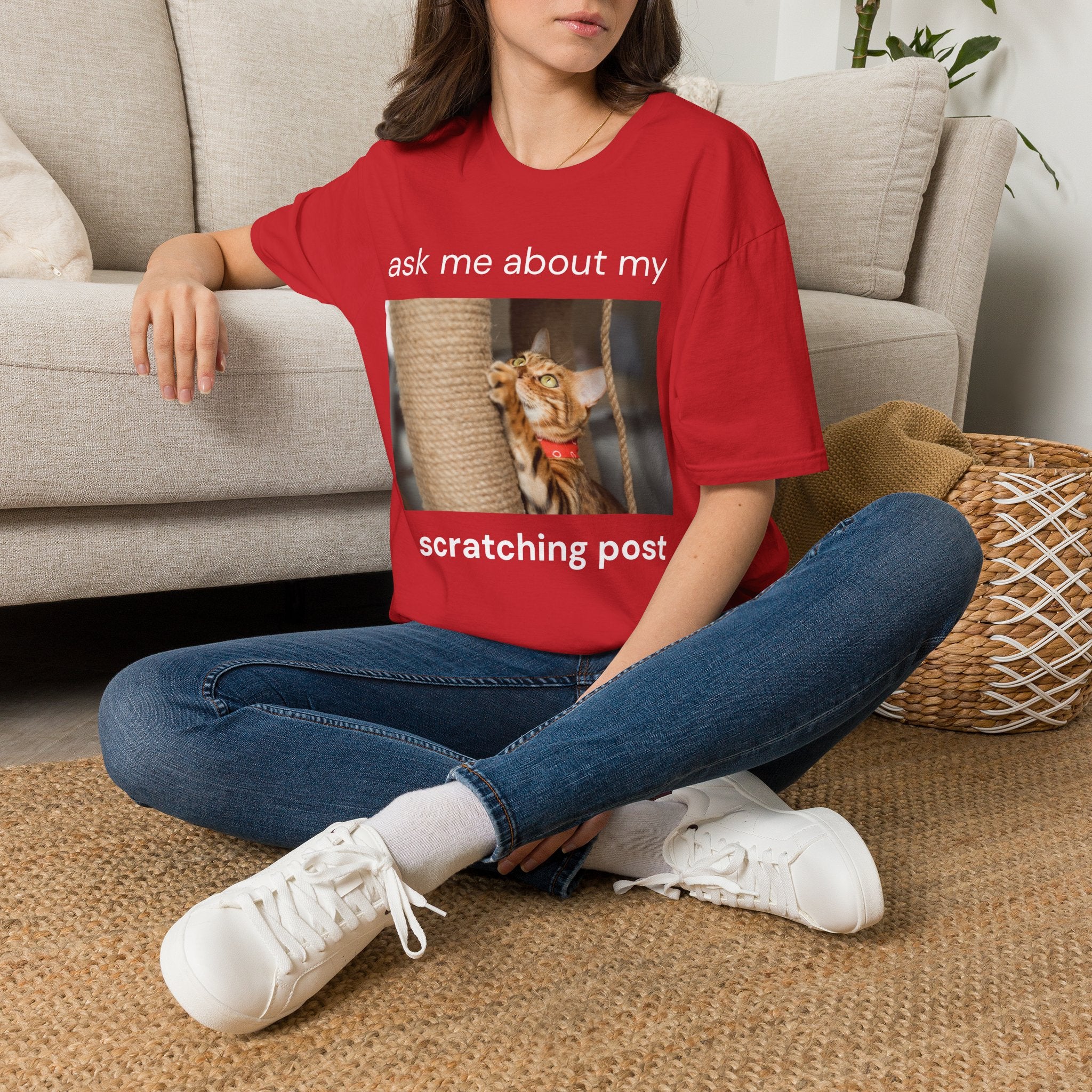 scratching post tee
