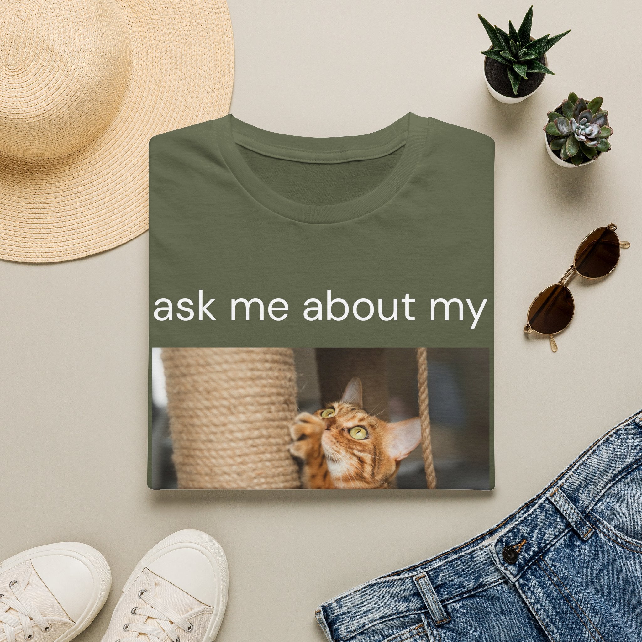 scratching post tee