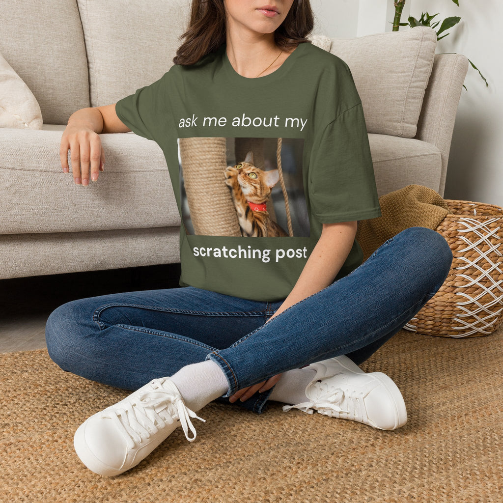 scratching post tee
