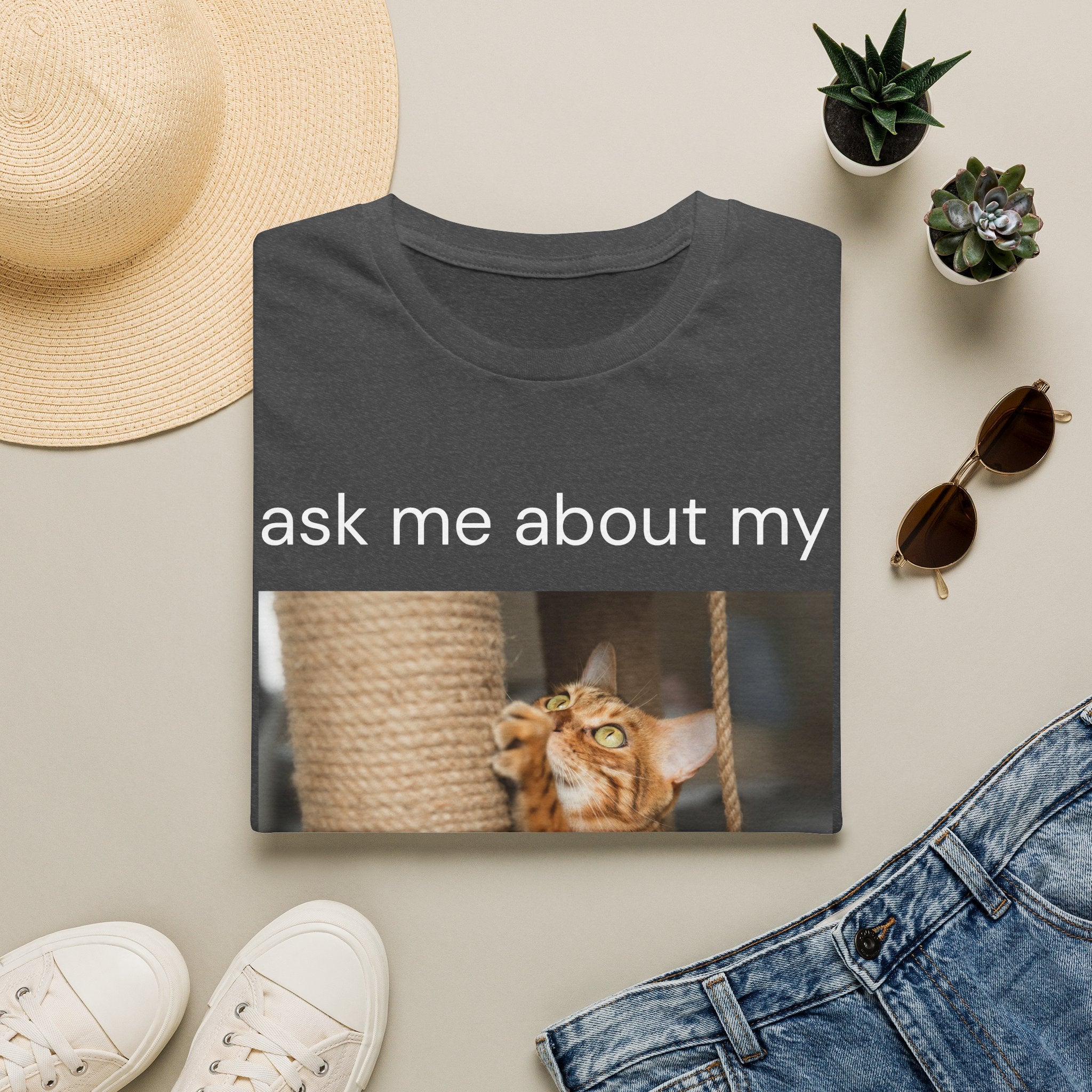 scratching post tee